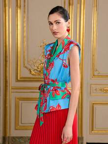 LOTSLUV Women's Blue, Green, Red Tropical Floral Placement Print, V-Neck Sleeveless Cinched Waist Padded Shoulder, Printed Jacket - Blue - View 7