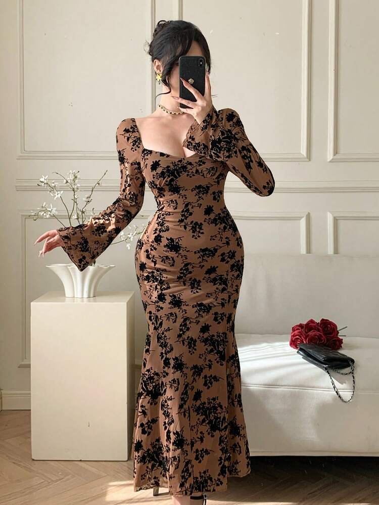 Women's Square Neck Long Sleeve Flocked Jacquard High Stretch Knit Waist Fitted Mermaid Hem Elegant Sexy Casual Dress Sundress