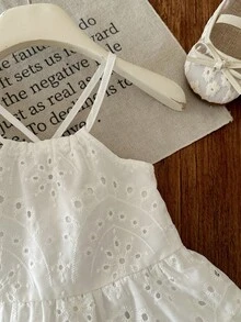 SHEIN One-Piece Cute Baby Girl Casual/Spring/Summer White Embroidery Halter Backless Dress For Teen Girls,White Graduation Dress,Summer Clothes,Sun Dress,Bohemia,Vacation Dress - White - View 3