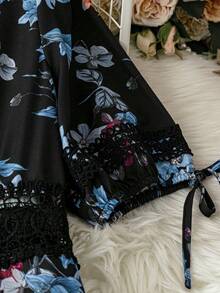 SHEIN PETITE 大码女式花卉印花撞色蕾丝 V 领休闲度假隐形拉链系带装饰短袖优雅连衣裙 - 彩色 - 查看 3