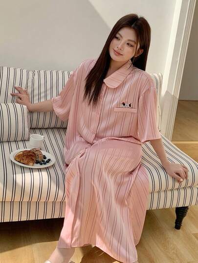 Dazy Plus 大码女士条纹短袖单排扣休闲睡裙