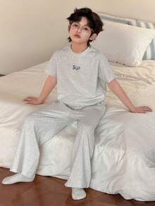 DAZY Tween Boy Letter Print Raglan Sleeve Top And Pants Pajama Set - Grey - View 3