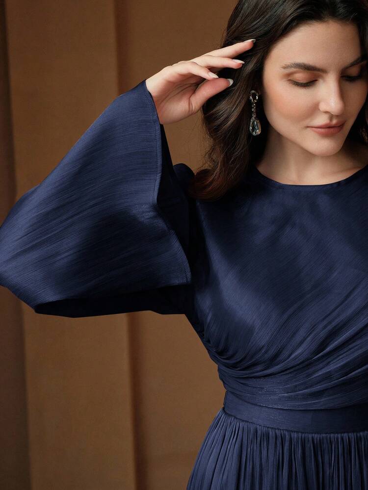 Elegant, Minimalist, Versatile Commuter Casual Dress, Waist Gathered, Round Neck, Short Length For Women
