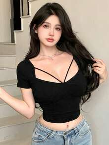 DAZY 女士极简纯色镂空修身短袖T恤，夏季露脐上衣 - 黑色 - 查看 3