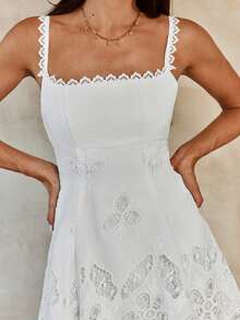 Enchnt 可爱时尚方领刺绣腰部喇叭下摆迷你连衣裙 - 白色 - 查看 8