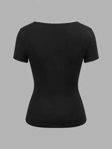 SHEIN EZwear 两件装女士T恤，撞色贝壳花刺绣，舒适休闲百搭，适合外出、街头风、机场穿搭，时尚别致，可搭配，春夏皆宜。 - 彩色 - 查看 8