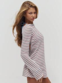 Musera Resort 斜领喇叭长袖针织迷你连衣裙沙滩罩衫夏季泳装针织沙滩服度假日常性感可爱旅行 Bambola - 彩色 - 查看 3