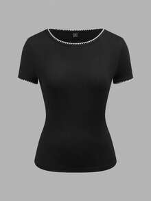 SHEIN EZwear 两件装女士T恤，撞色贝壳花刺绣，舒适休闲百搭，适合外出、街头风、机场穿搭，时尚别致，可搭配，春夏皆宜。 - 彩色 - 查看 4