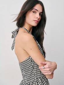 Nöista 黑白格纹吊带连衣裙，收腰设计，裙摆飘逸及膝。适合春季、夏季、女性穿着，也适合复活节等场合。 - 黑色 - 查看 4
