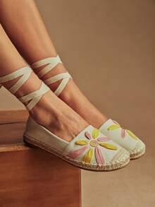 Rosivie 女士平底鞋，绳编鞋，撞色拼接花卉渔夫鞋，草编系带棉绳，波西米亚风度假沙滩日常编织一脚蹬休闲优雅时尚校园风 - 米色 - 查看 2