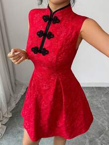 Franclia 新款优雅红色中式无袖立领黑色纽扣提花A字连衣裙，女士春夏连衣裙 - 紅色 - 查看 4