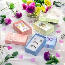 24件套蝴蝶结首饰礼盒，小型首饰礼盒，戒指、耳环、手链收纳盒，项链收纳盒，包装盒，节日礼物，周年纪念日，婚礼，生日，首饰展示和包装用品，串珠和首饰制作，生日礼物，节日礼物，朋友礼物，首饰展示，首饰携带，盒子，秋季装饰，圣诞礼物，万圣节礼物，项链盒，情侣礼物 - 多色4 - 查看 5