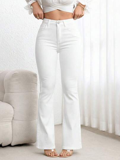 EMERY ROSE Plus Size Women Pocketed Button Casual Versatile Daily Wear Flare Jeans