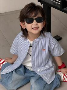 DAZY Young Boy Striped Print Button-Front Casual Short Sleeve Shirt - Blue - View 4