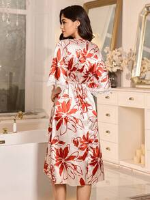 LuxeNights Camisón elegante y maduro con estampado floral, vestido largo y suelto de estilo romántico francés, camisón largo elegante con aplicaciones de encaje para mujeres - Rojo y blanco - Ver 2