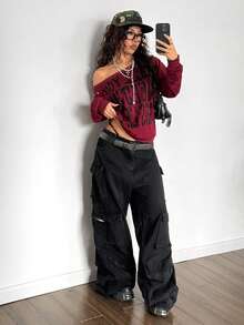 StreetHx Áo sweatshirt dài tay nữ màu xám, vai lệch, kiểu dáng sinh viên, in họa tiết Anh Quốc bạc màu, đính đinh tán, phong cách punk Y2K cá tính. - Đỏ - Xem 4