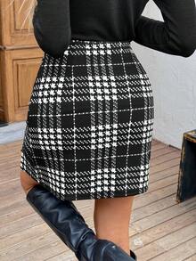 SHEIN LUNE Small Slit A-Line Skirt, Retro Houndstooth Print, Casual Office Elegant Street Wear Women Skirt Birthday Outfits For Women - Black and White - View 10