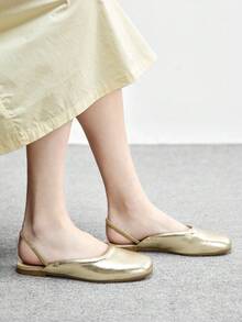 CUCCOO BIZCHIC 女士金属色休闲百搭平底鞋 - 金色 - 查看 3