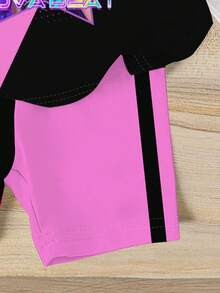 Bộ đồ cho bé gái gồm áo thun ngắn tay cổ tròn và quần short, kiểu dáng thường ngày, cá tính, dễ thương, phối màu đen hồng, in hình thần tượng K-POP, thích hợp cho các hoạt động ngoài trời mùa xuân/hè. - Nhiều màu - Xem 5