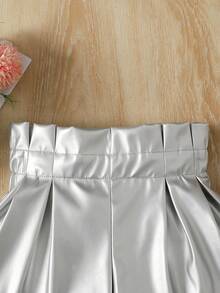 SHEIN 少女PU皮革褶皱休闲百搭日常短裤 - 銀色 - 查看 4