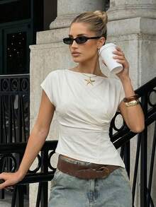 Lumalex 早春舒适柔软船领短袖不对称下摆开衩腰身女式衬衫，适合度假、生日、婚礼、婚礼宾客、夏季假日、海滩、奢华造型、低调奢华、舞会、聚会、宴会、老钱派对、锐舞派对、音乐节、层次丰富的Al-Adha派对等场合。 - 杏色 - 查看 6