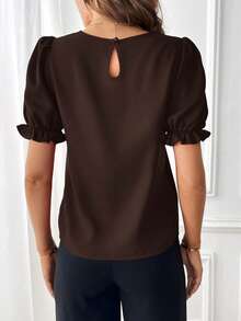 SHEIN Essnce Kemeja Lengan Pendek Wanita Warna Polos Kerah Bulat Kasual Serbaguna untuk Berpergian - Coffee Brown - View 2