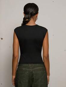 COUREZ 短袖前开衩针织上衣 / Y2K 春季女装 可爱性感黑色上衣 外出派对上衣 锐舞上衣 夏季穿搭 夏季女装 - 黑色 - 查看 3