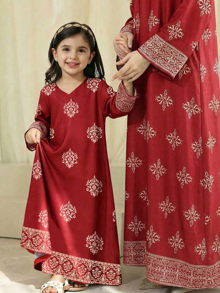 红色,传统优雅高贵的金色花卉印花,适合年轻女孩休闲简约的传统阿拉伯连衣裙,适合春夏日常穿着、节日庆典、外出游玩。优雅高贵的长袖阿拉伯长裙,可作祈祷服,穿着舒适,休闲百搭,尽显度假风情。端庄的卡夫坦长袍,儿童阿拉伯长袍。 - 白色 - 查看 1