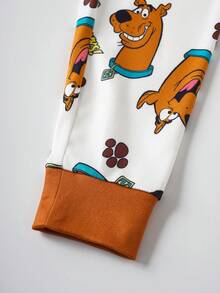 SCOOBY-DOO X SHEIN Set de 2 piezas de pijama informal de punto elástico y ajustado con estampado de perro de dibujos animados para niño, que incluye top de cuello redondo de manga larga y pantalones - Blanco - Ver 4