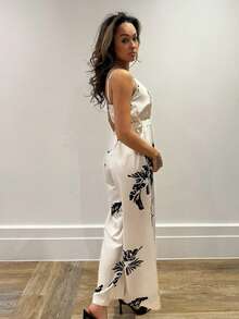 RebeccaVibe 女士简约印花连体裤，适合通勤和日常穿着 - 杏色 - 查看 2