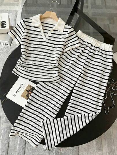 SHEIN Set di magliette casual per ragazze pre-adolescenti con colletto a righe e patchwork