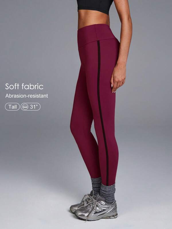 Menodora SHEIN Sport Mallas de alto rendimiento con cintura alta, color baya. Tela con estiramiento en cuatro direcciones y franja lateral contrastante. Cintura ancha que se mantiene en su lugar y diseño que absorbe la humedad y es a prueba de sentadillas, para yoga, correr y uso de estudio a calle. Mallas burdeos, mallas de gimnasio, regalo de San Valentín para mujeres, ropa de gimnasio para mujeres