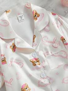 SHEIN 2件組少女杏色熊圖案緞面 Polo 領開襟衫與短褲休閒舒適居家服，適合夏季 - 杏色 - 查看 8