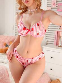 PetitDoll 两件套女士甜美花卉蕾丝草莓印花内衣套装，适合度假穿着 - 粉色 - 查看 3
