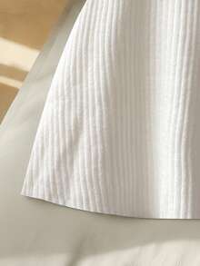 Franclia 大码女式休闲优雅日常百搭纯色V领无袖修身A字针织连衣裙，饰有蝴蝶结和珍珠，春夏无袖连衣裙，白色蝴蝶结连衣裙，白色优雅连衣裙，白色早午餐连衣裙，白色复古连衣裙，夏季连衣裙，白色休闲连衣裙，女士白色夏季连衣裙，白色吊带连衣裙，前系带连衣裙 - 白色 - 查看 5