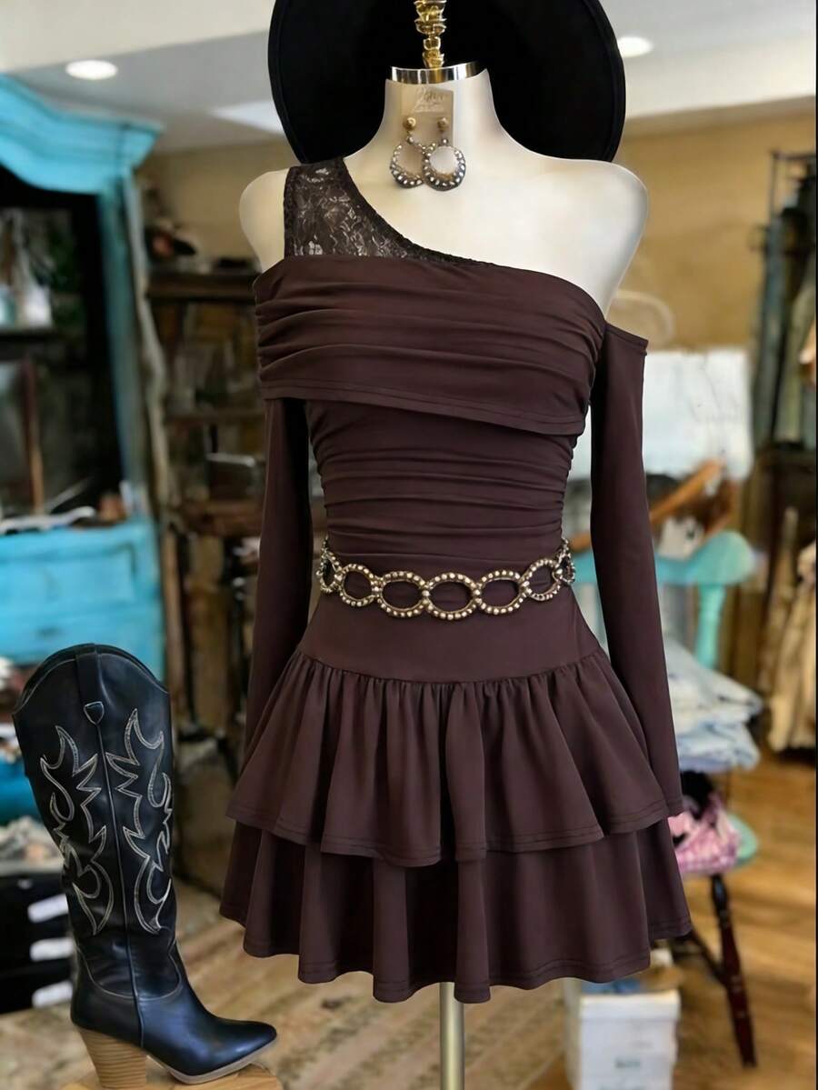 Chiquease 女士优雅不对称领口撞色蕾丝褶皱腰部A字双层荷叶边迷你连衣裙 - 棕色 - 查看 1