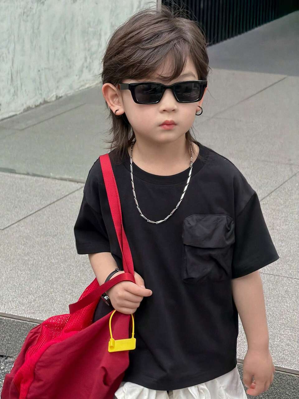 Young Boy Solid Color Round Neck Short Sleeve Pocket Casual T-Shirt Summer
