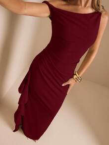SHEIN BAE Autumn/Winter Bridesmaid Dress, Party Oblique Shoulder Twist Knot Strapless Sexy Pleated High Slit Ruffle Wrap Long Dress, Elegant Ruffle Hem Maxi Oblique Shoulder Dress For Women - Burgundy - View 4