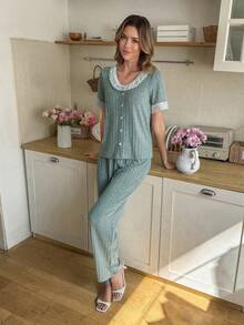 Snug Reverie 女士休闲针织罗纹刺绣花卉蕾丝睡衣套装 - 綠色 - 查看 6