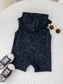 SHEIN 男女宝宝通用款黑色扎染无袖连帽连体衣，男宝宝套装，婴儿连体衣 - 黑色 - 查看 2