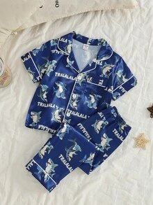 SHEIN 两件套男童可爱鲨鱼图案印花短袖 Polo 领开衫和长裤套装，休闲舒适家居服 - 彩色 - 查看 7