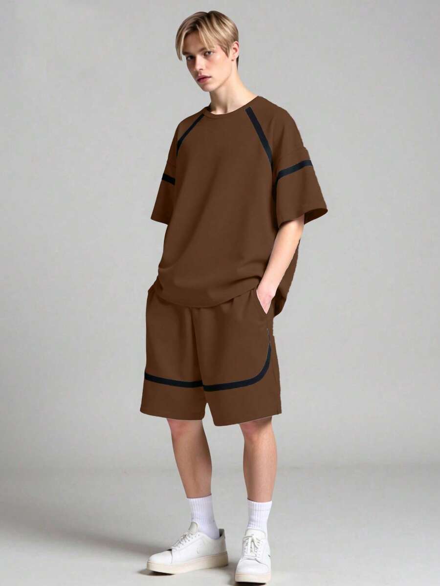 SHEIN Vacaura 2件套青少年春夏秋季撞色条纹短袖T恤和口袋短裤休闲运动时尚套装 - 棕色 - 查看 1