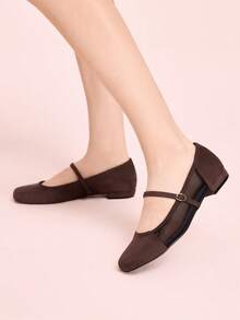 CUCCOO DOLLMOD 女士黑色方头舒适透气网面平底套脚鞋，女巫春季鞋款，春假复活节 - 深棕色 - 查看 3