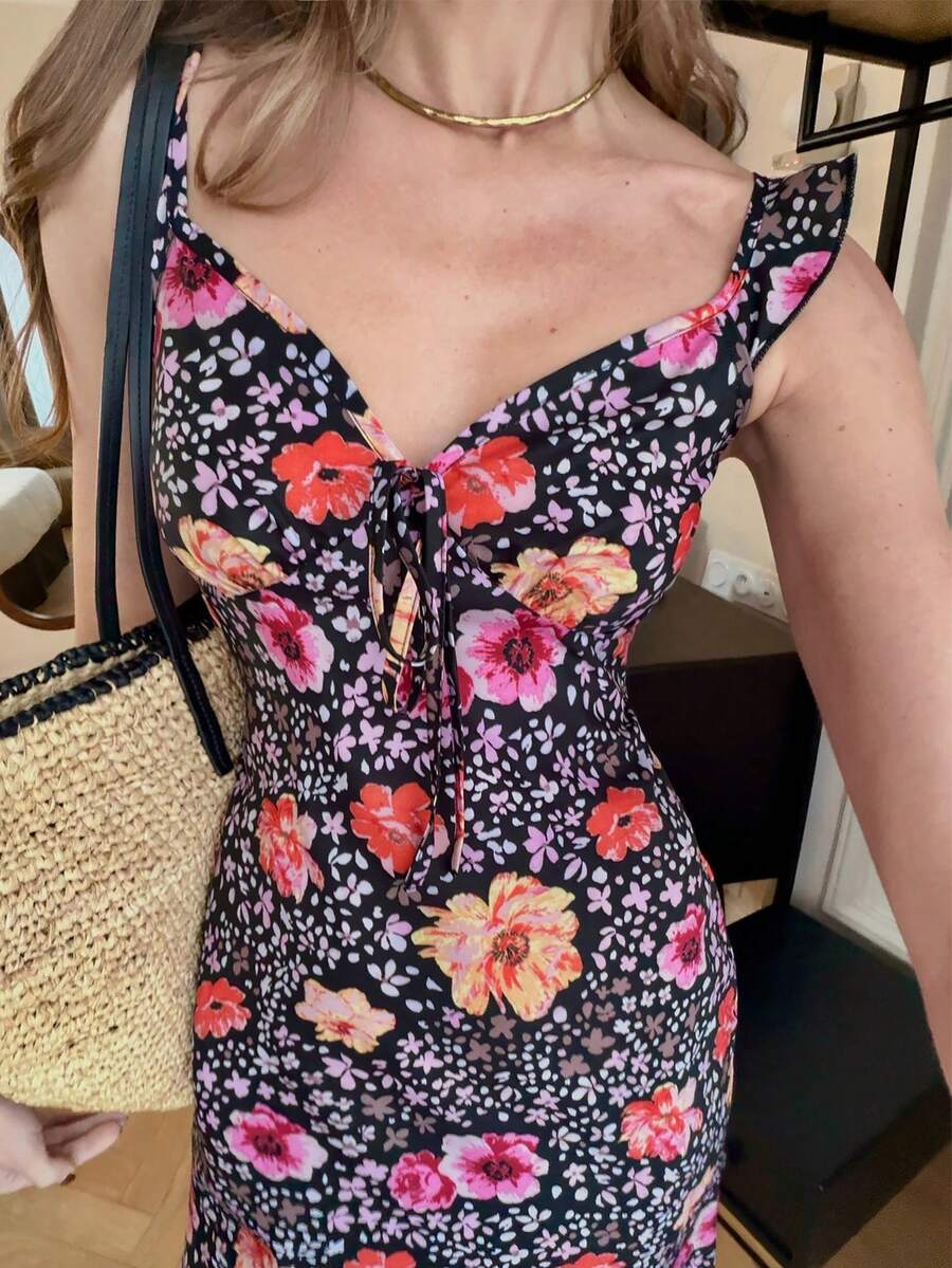 SHEIN PariChic Đầm maxi ôm dáng cổ chữ V tay bồng họa tiết hoa nhí mới dành cho nữ, lãng mạn và thanh lịch, thích hợp cho mùa xuân/hè. - Nhiều màu - Xem 1