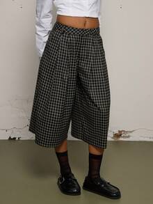 COUREZ Women Shorts - Black and White - View 5