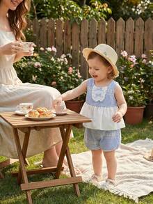 2pcs Baby/Baby GirlSweet Plaid Patchwork Sleeveless Top With Bow Accent And Ruffle Shorts Set Two Piece Set Baby Girl Baby Matching Set Summer Baby Skirt Set Blue And White Outfit For Baby Girl Little Girl Summer Sets - Blue and White - View 1