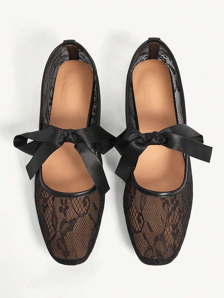 CUCCOO CHICEST Women's Lace-Up Design Casual Versatile Flat Shoes - Black - View 1