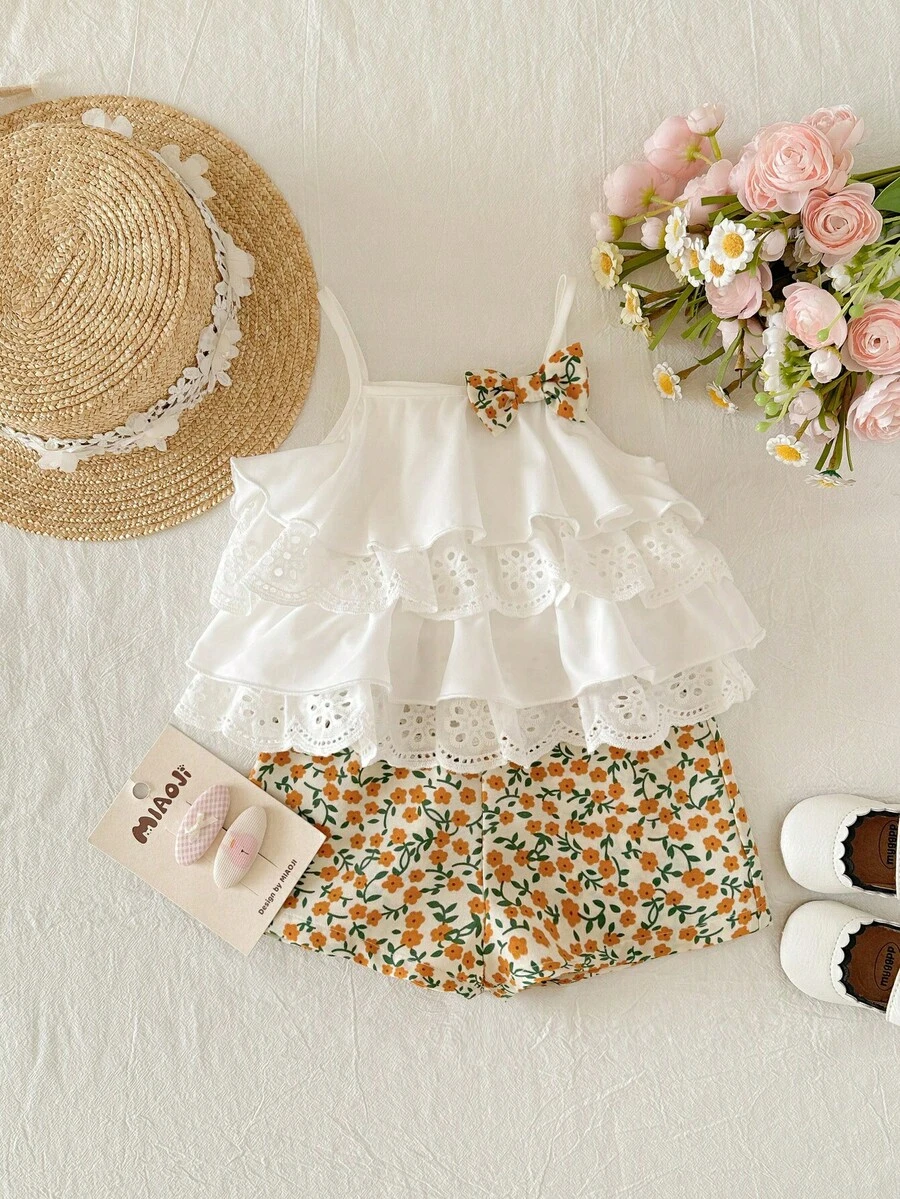 两件套可爱女宝宝夏季度假荷叶边吊带背心和印花短裤套装 - 白色 - 查看 1