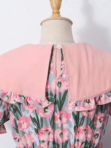 SHEIN 亲肤柔软如云，女童粉色碎花连衣裙，温柔风格女童泡泡袖娃娃领印花连衣裙，打造小公主风！日常街道如此美丽！ - 彩色 - 查看 5