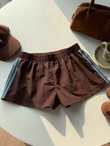SHEIN PETITE CURVE 女士休闲弹力腰条纹舒适百搭短裤，夏季 - 棕色 - 查看 3